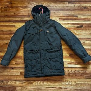 Fjallraven Men’s Nuuk Parka - Size Small